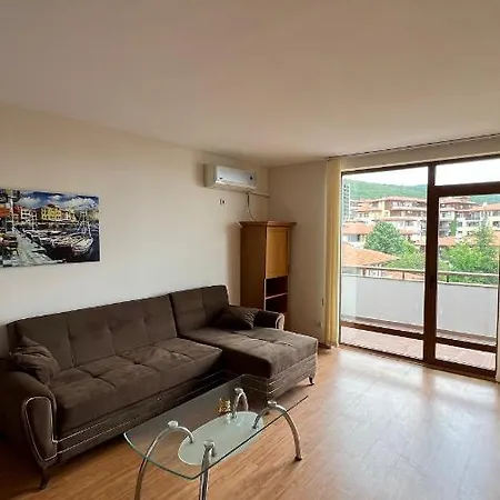 Garden Of Eden Nk Modern C Apartments,